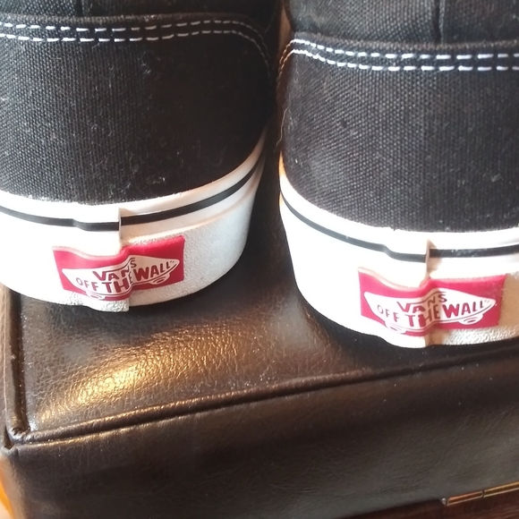 Women's VANS black and white size 10 - Picture 2 of 6